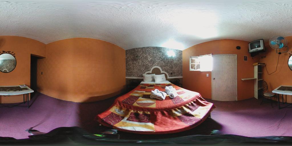 Condesa Americana 3*